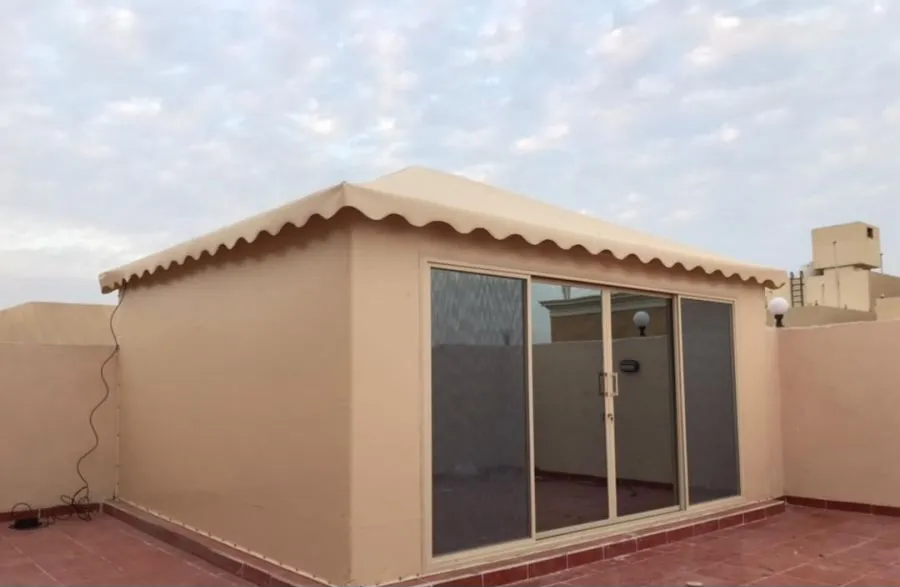 تصميم حديث لبيوت الشعر في المملكة العربية السعودية