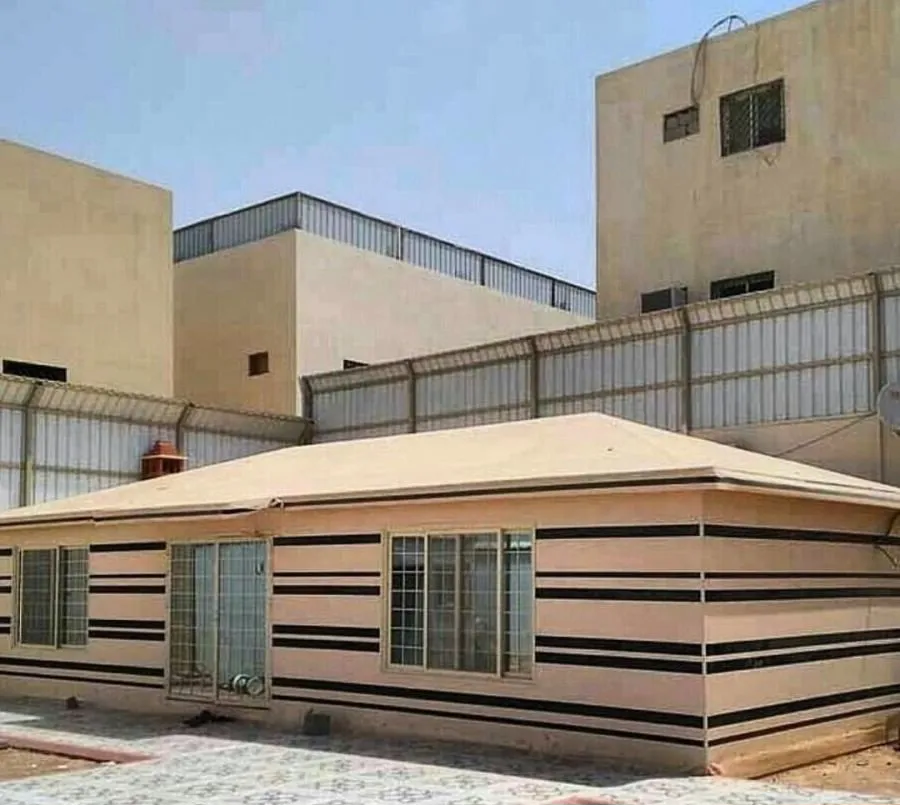 تصميم حديث لبيوت الشعر في المملكة العربية السعودية