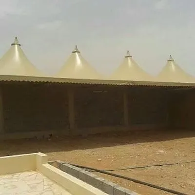 أسعار مظلات هرمية مناسبة لجميع الاستخدامات في جدة والمدينة