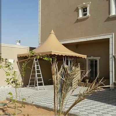 أسعار مظلات هرمية مناسبة لجميع الاستخدامات في جدة والمدينة